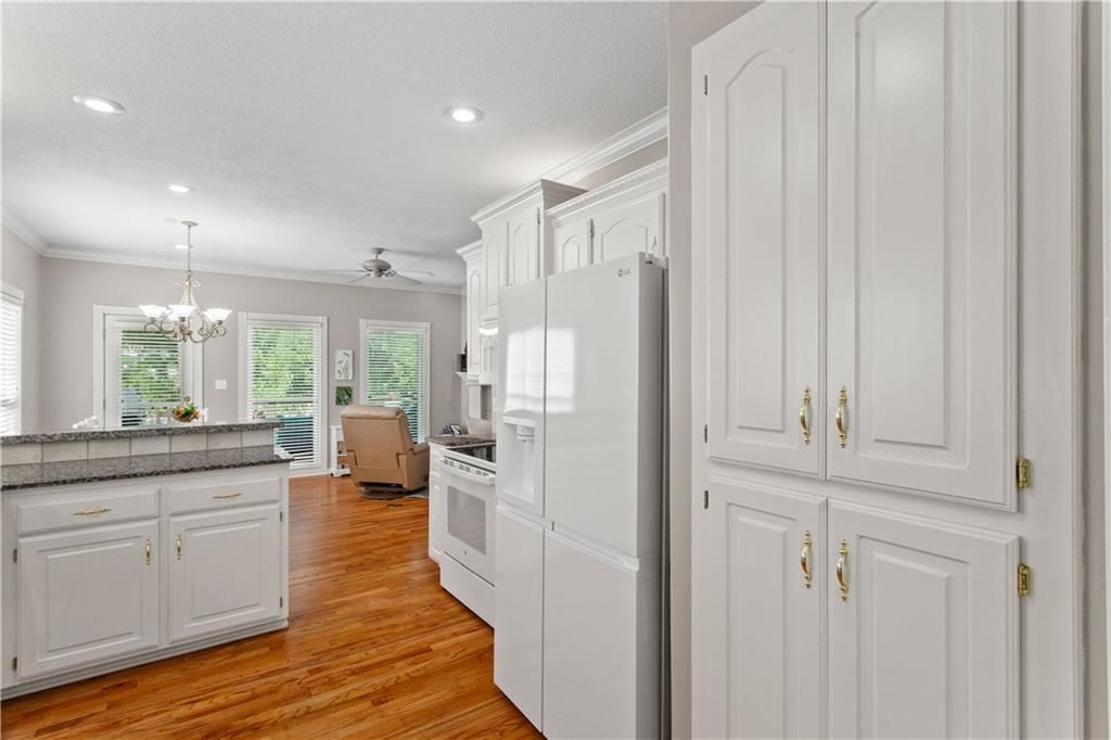 3618 S Bolger Court — photo 8
