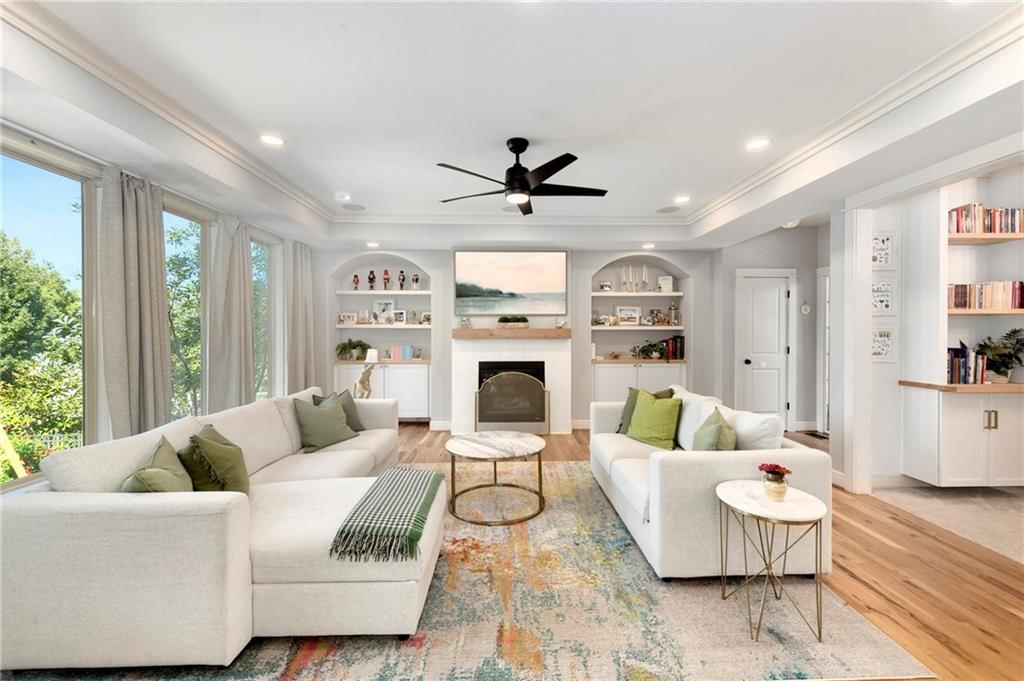 Photo 11 of 74 - 13436 W 172nd Street