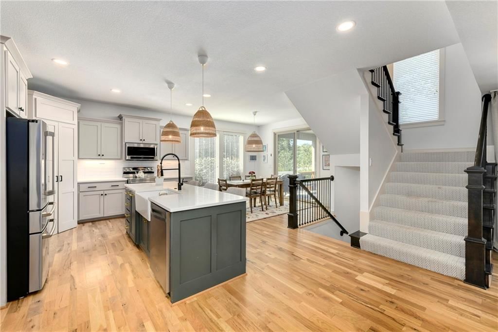 Photo 17 of 74 - 13436 W 172nd Street