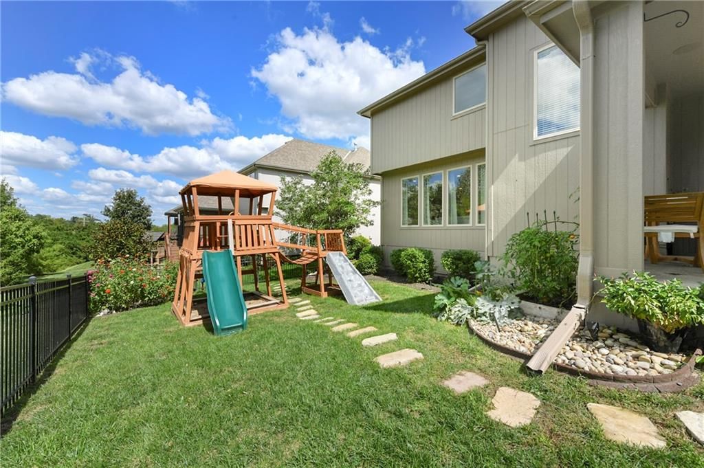 Photo 55 of 74 - 13436 W 172nd Street