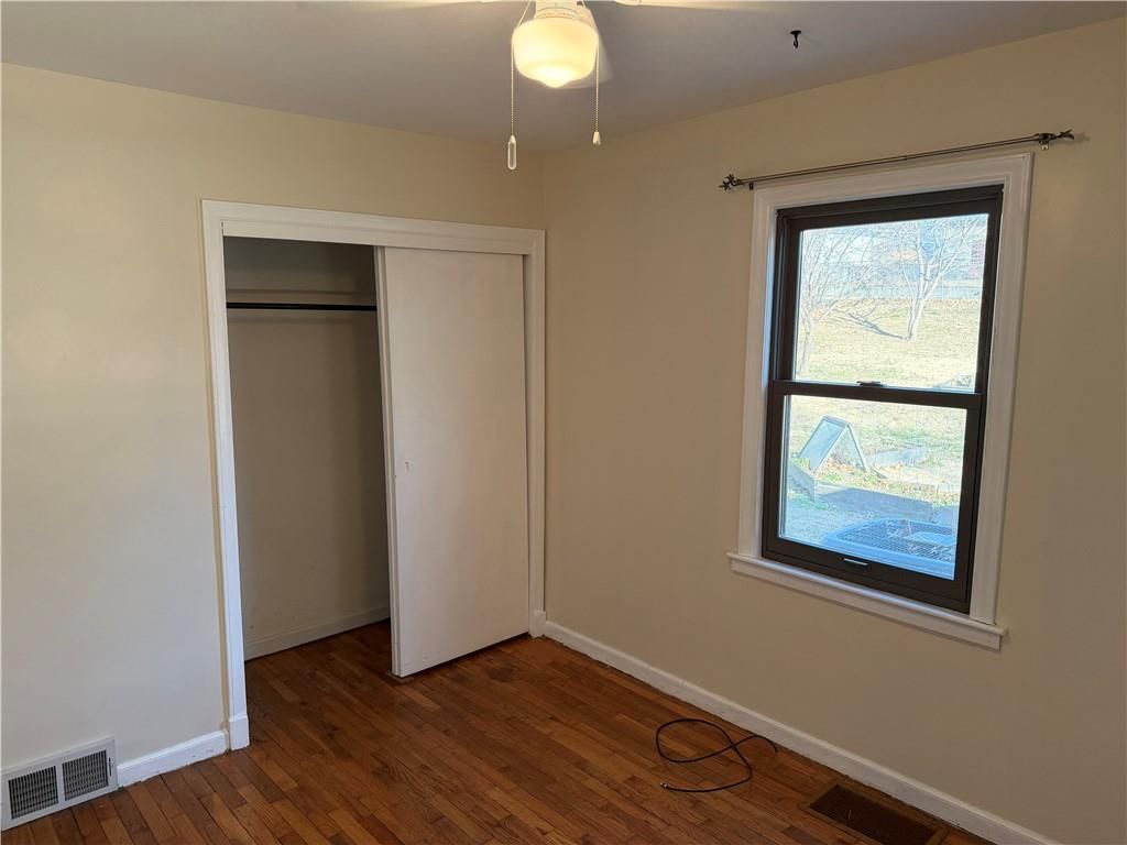 1305 Lawrence Avenue — photo 14