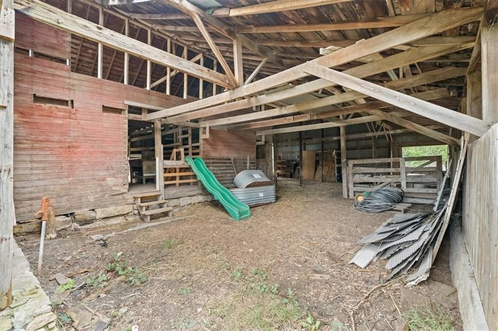 Photo 39 of 57 - 21825 S Ridgeview Road