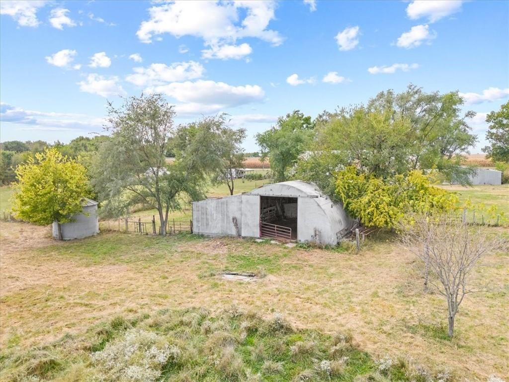 Photo 41 of 57 - 21825 S Ridgeview Road