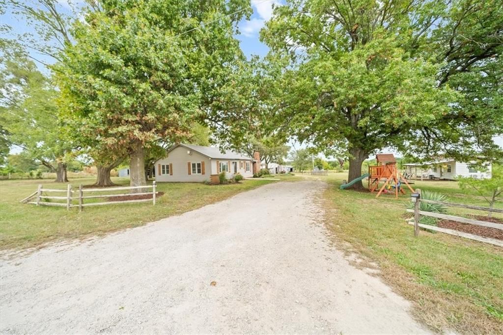 Photo 48 of 57 - 21825 S Ridgeview Road