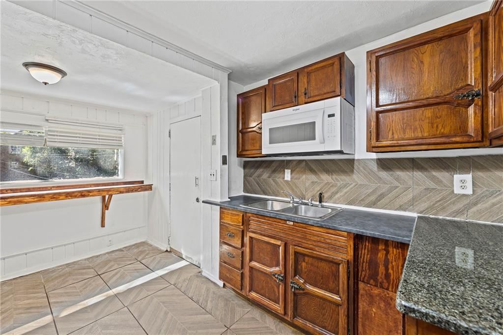 3621 Lexington Street — photo 16
