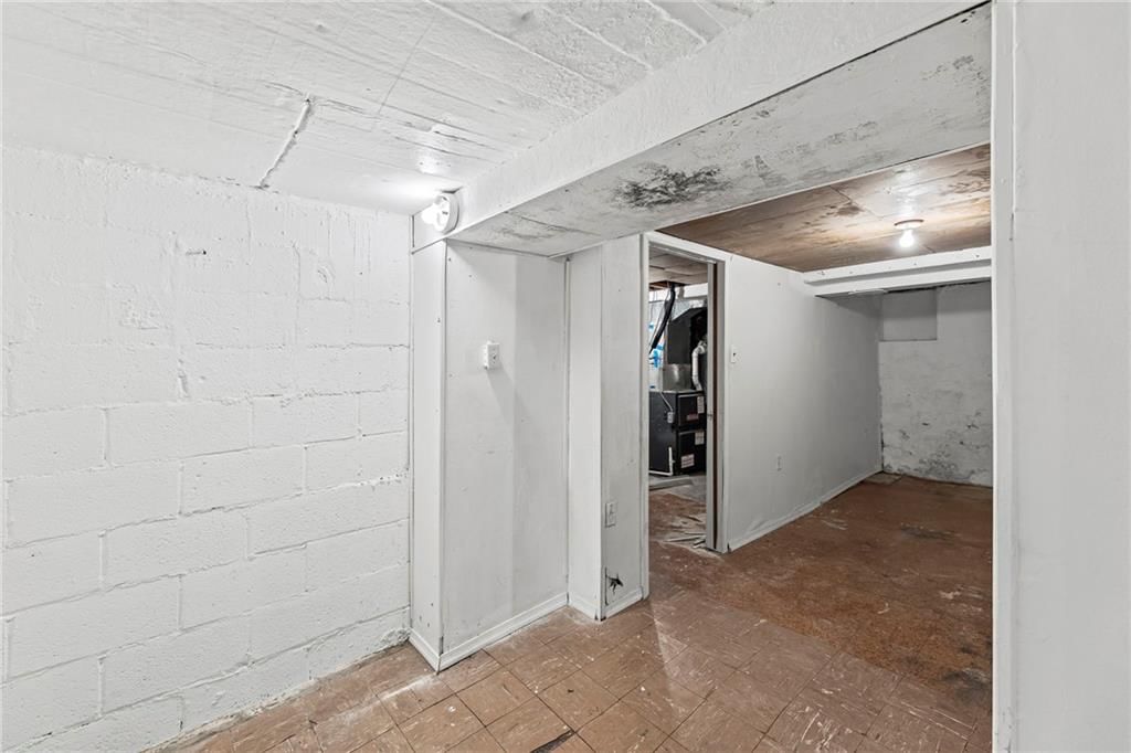 3621 Lexington Street — photo 32