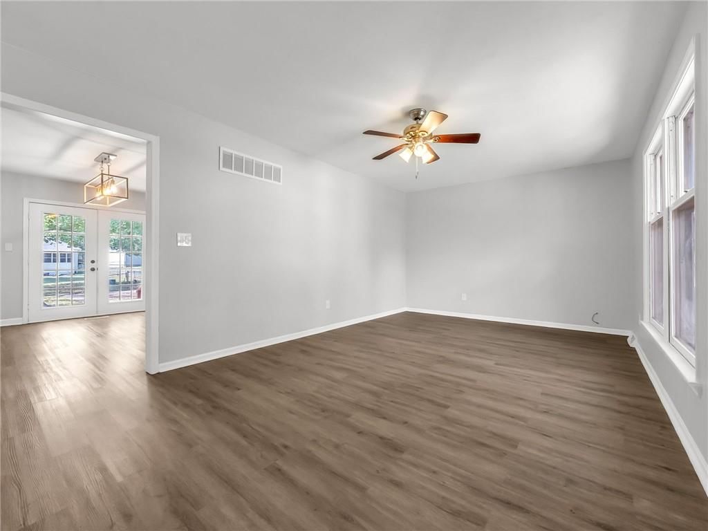 1300 NE Browning Lane — photo 6