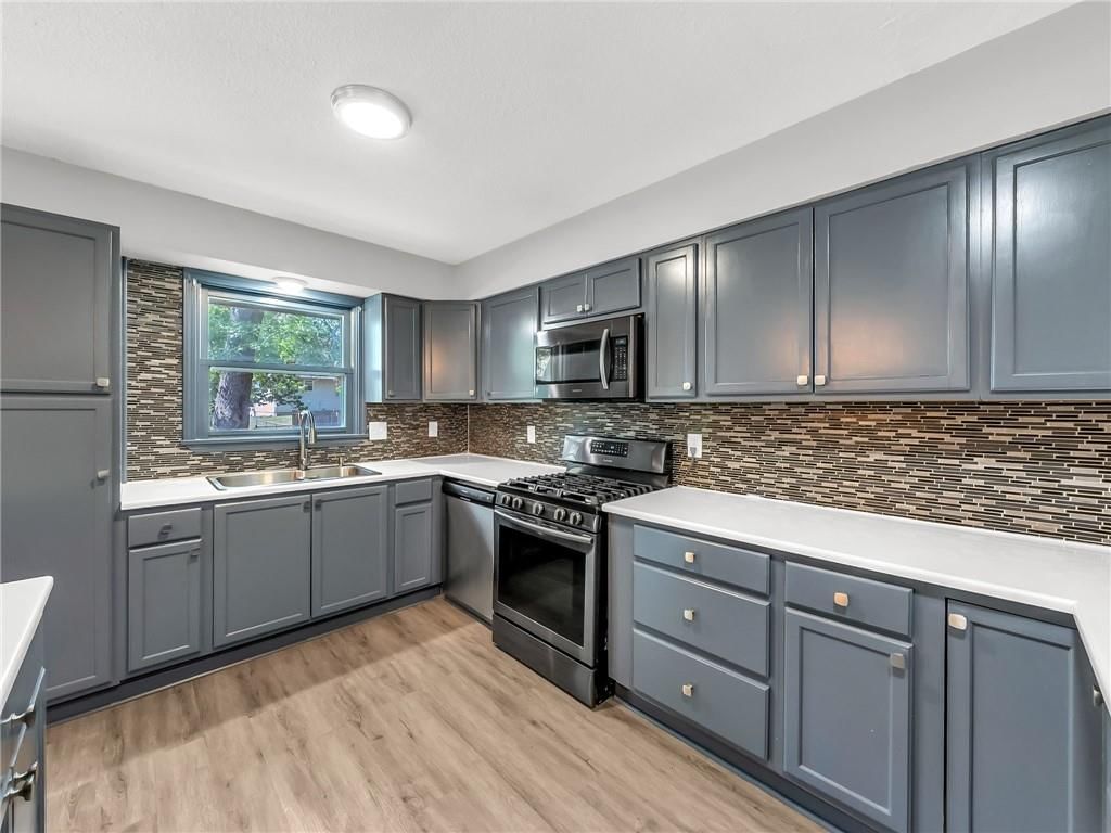 1300 NE Browning Lane — photo 10