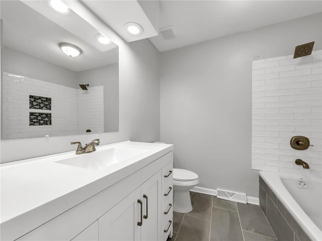 1300 NE Browning Lane — photo 19