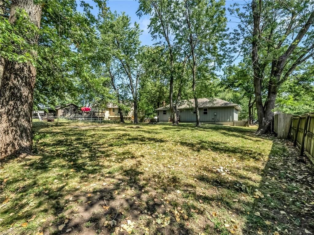 1300 NE Browning Lane — photo 26