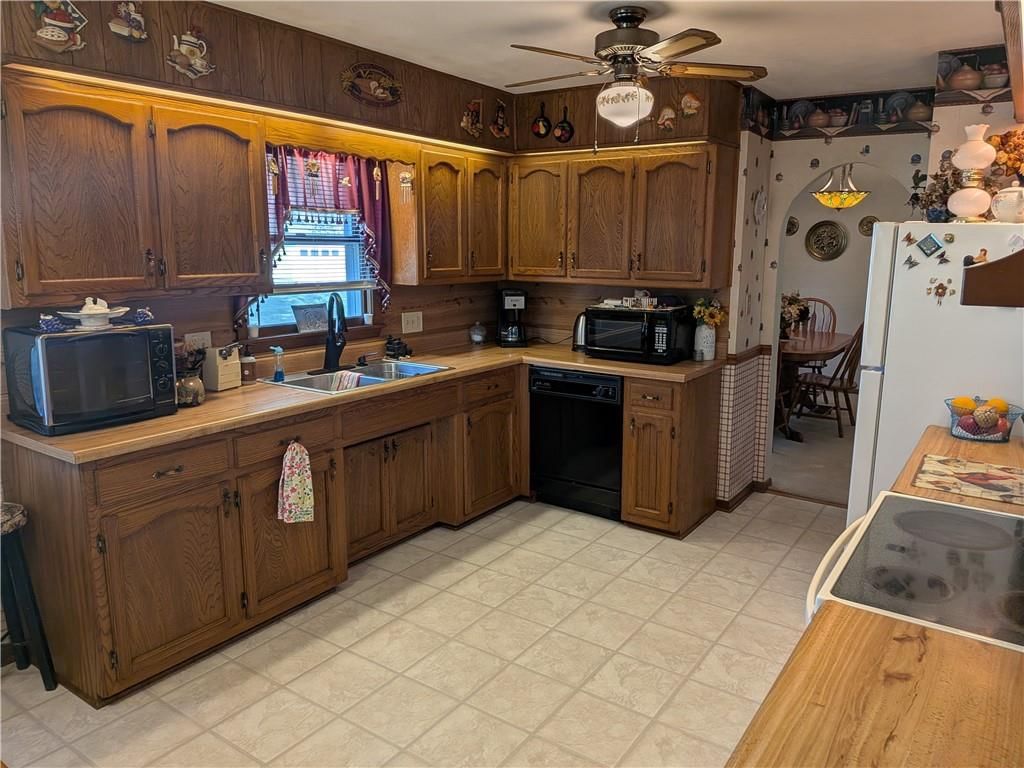 1014 S Maple Street — photo 3