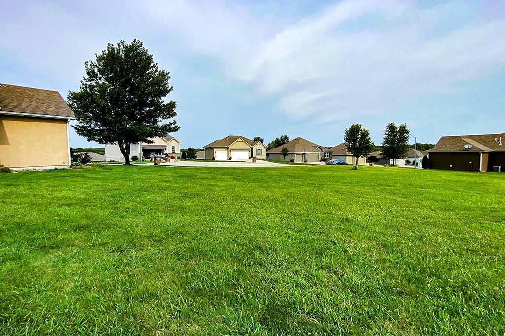 305 Crestview Court — photo 4