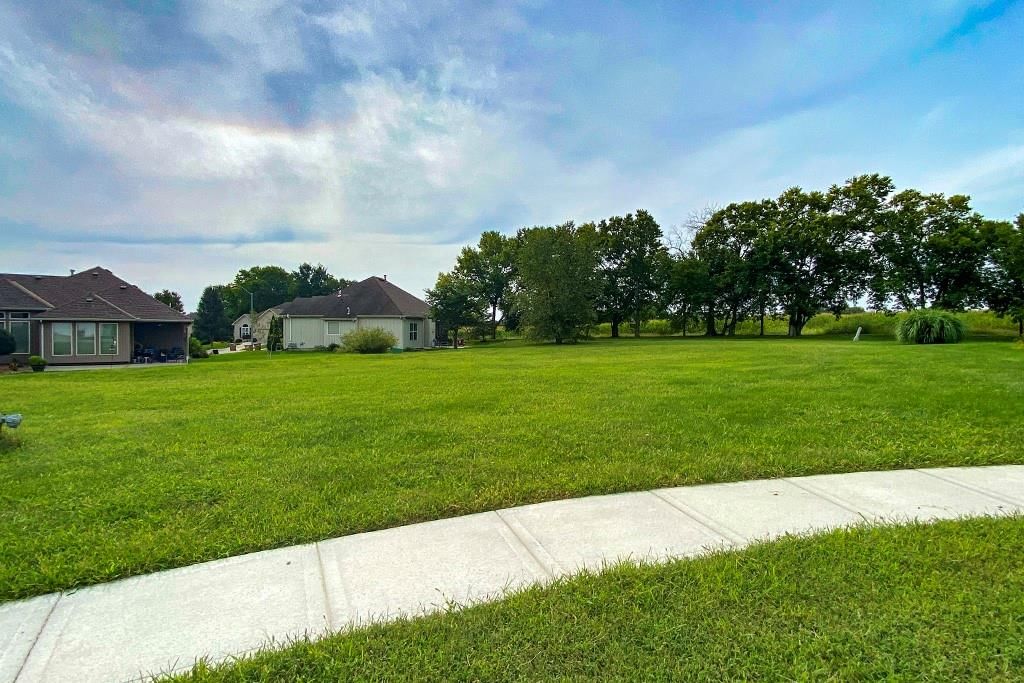 303 Crestview Court — photo 3