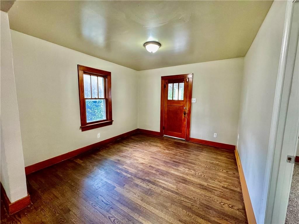3006 Messanie Street — photo 4