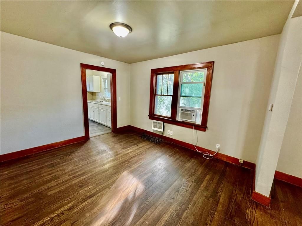 3006 Messanie Street — photo 10
