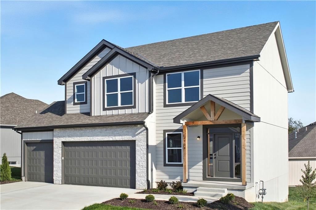 2332 NE Andromada Court — photo 4