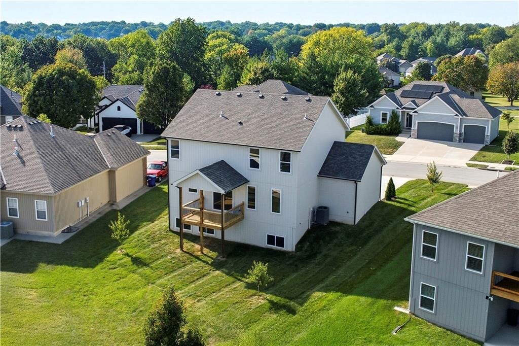 2332 NE Andromada Court — photo 55