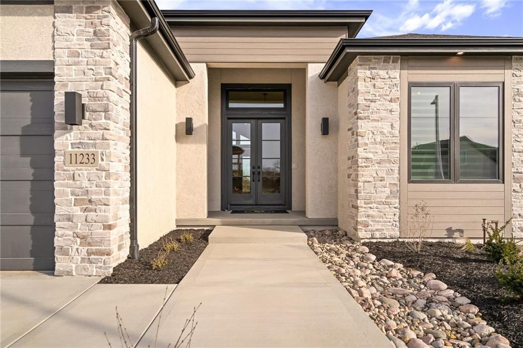11233 S Sunray Drive — photo 3