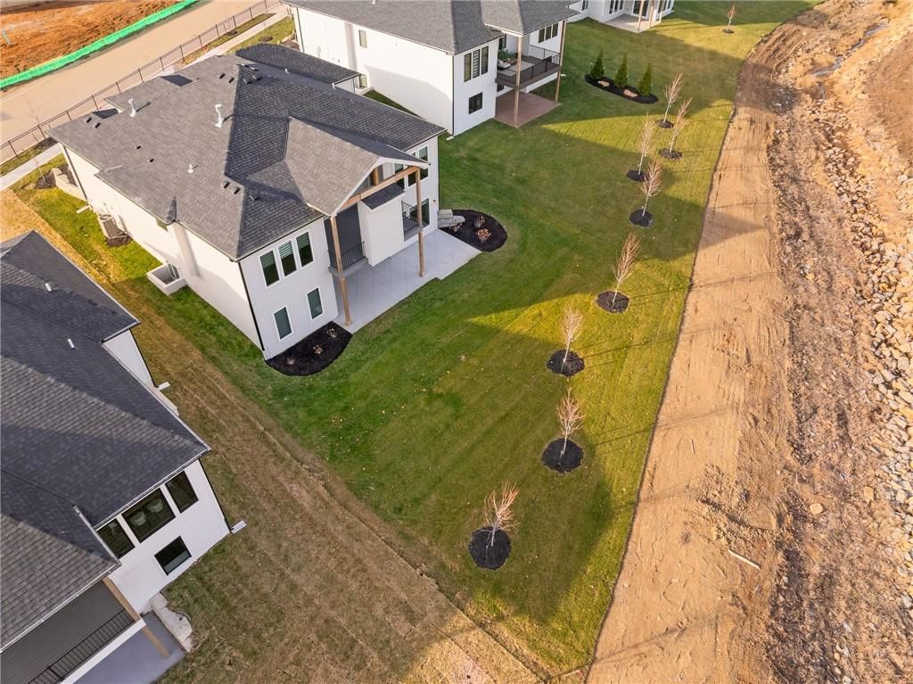 11233 S Sunray Drive — photo 59