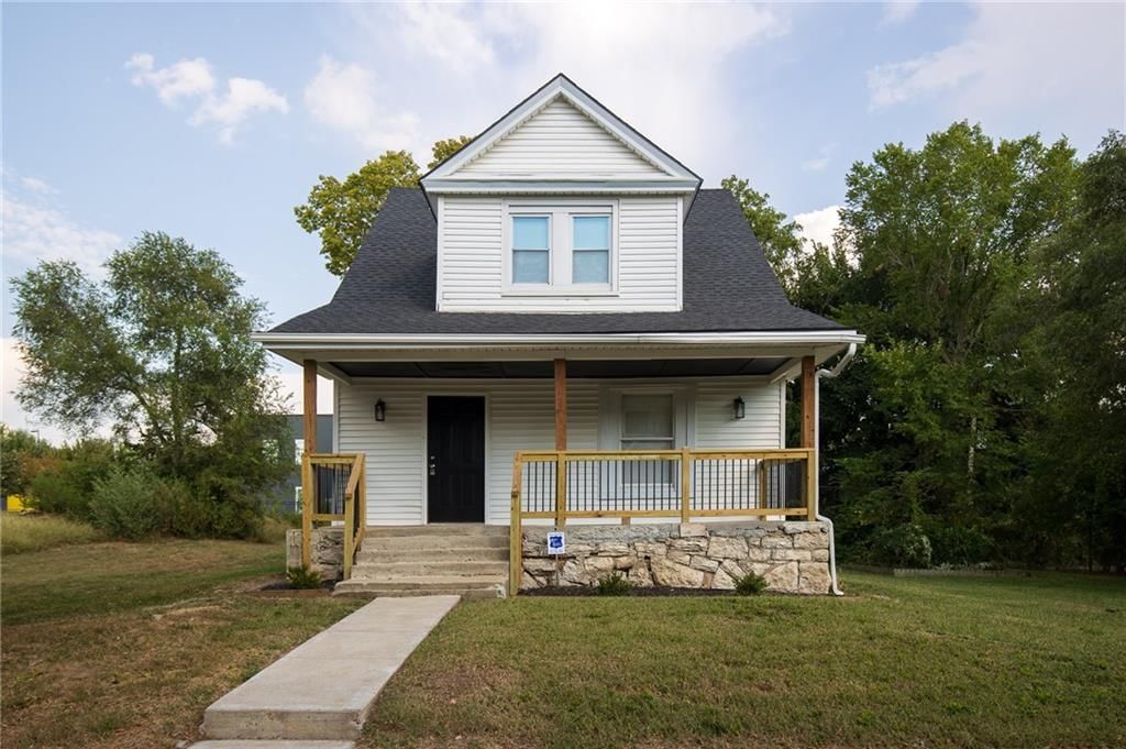 2707 PARK Avenue — photo 1