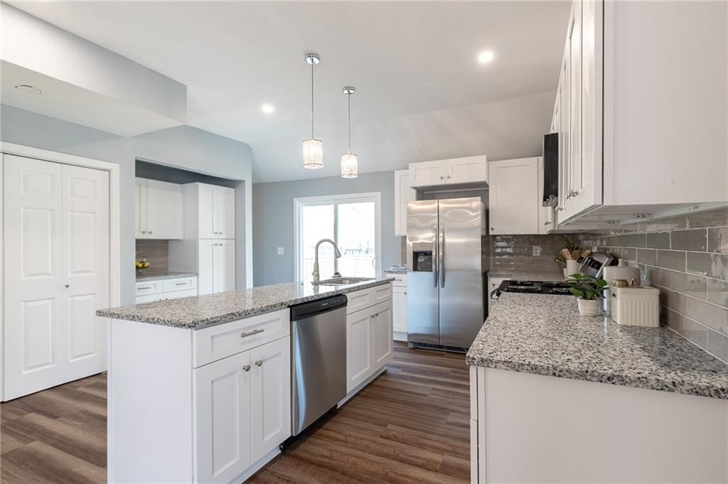 2707 PARK Avenue — photo 17