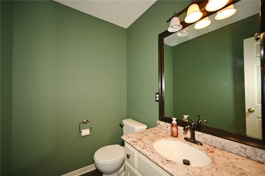 9115 N Camden Avenue — photo 20