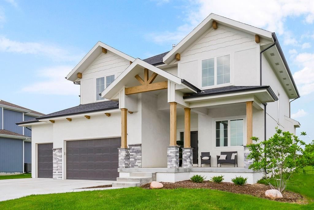 13404 W 177th Street, Overland Park, KS