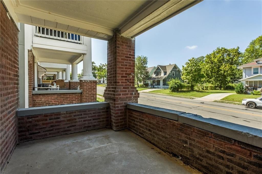 3331 Indiana Avenue, Kansas City, MO: listing photo 3