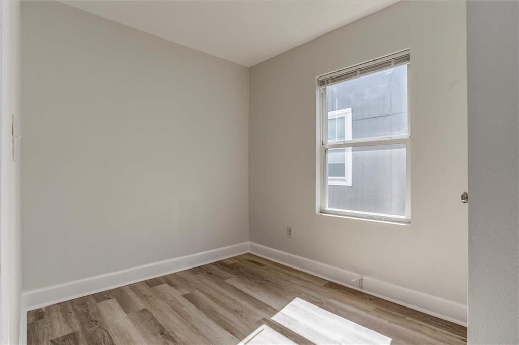 Photo 28 of 35 - 3331 Indiana Avenue, Kansas City, MO 64128