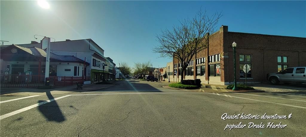 187 W Main Street — photo 14