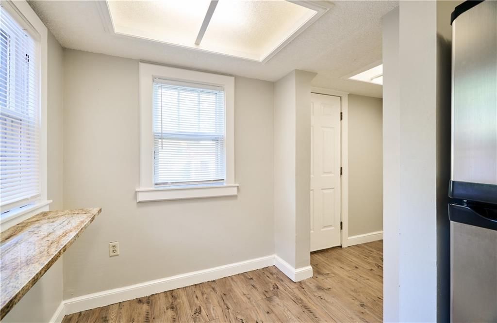 Photo 11 of 25 - 233 N 15th Street