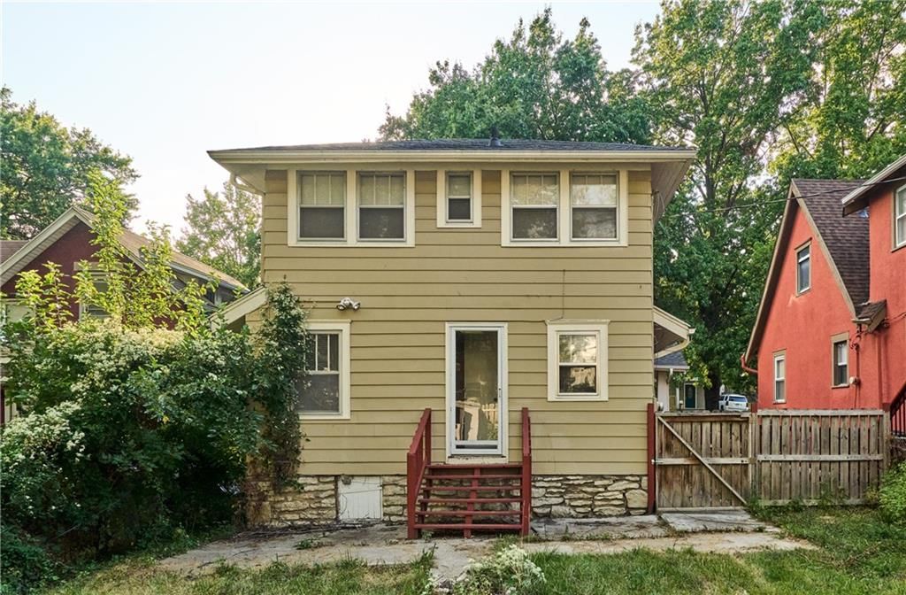 Photo 21 of 25 - 233 N 15th Street