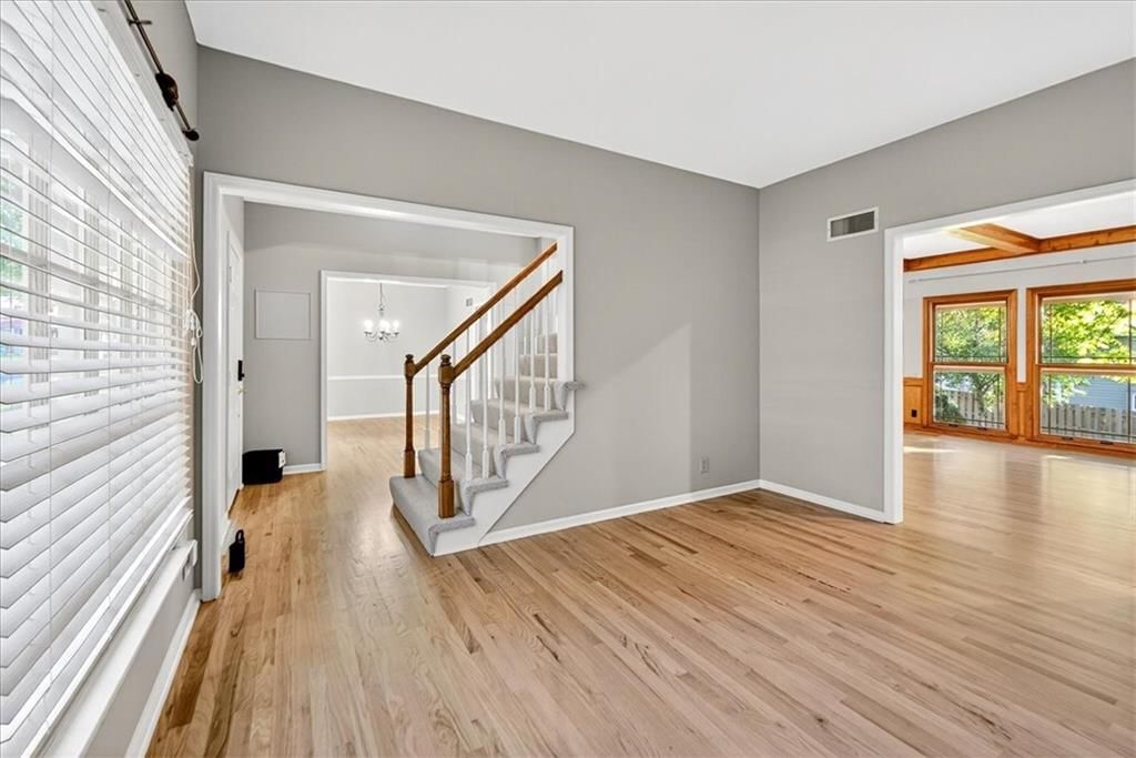 12907 Connell Street — photo 10
