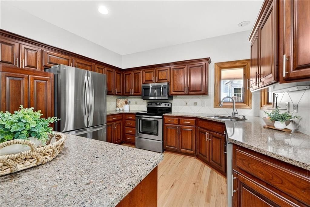 12907 Connell Street — photo 21