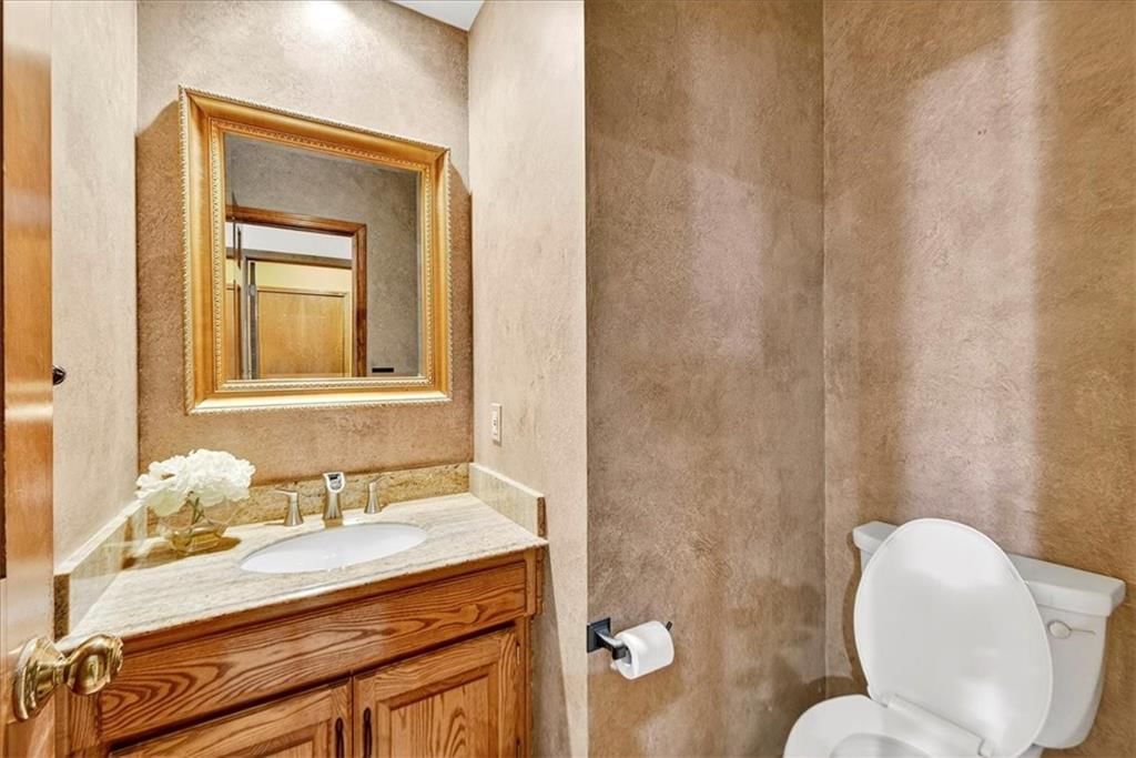 12907 Connell Street — photo 28