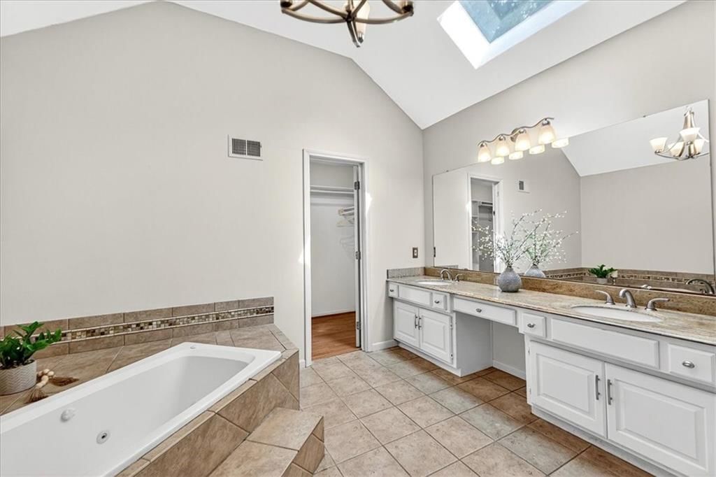 12907 Connell Street — photo 39