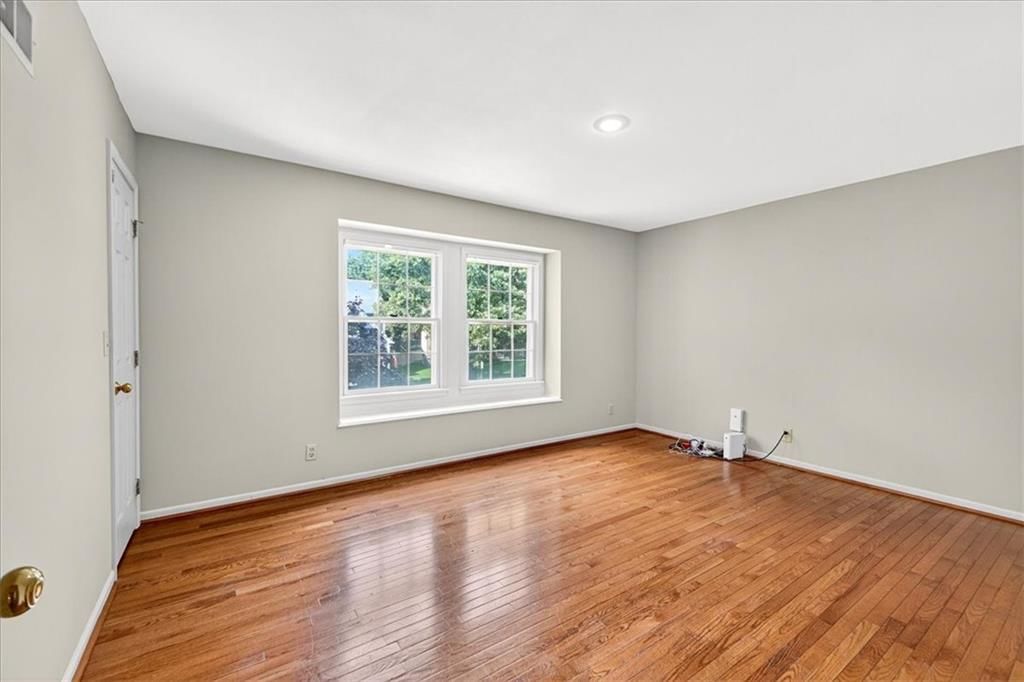 12907 Connell Street — photo 41