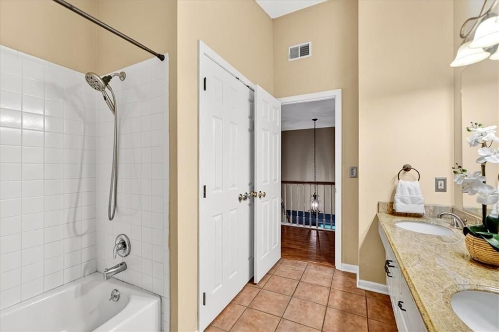 12907 Connell Street — photo 45