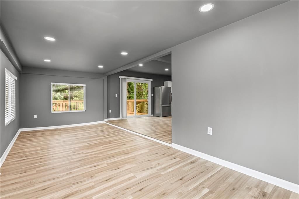 7334 Euclid Avenue — photo 7