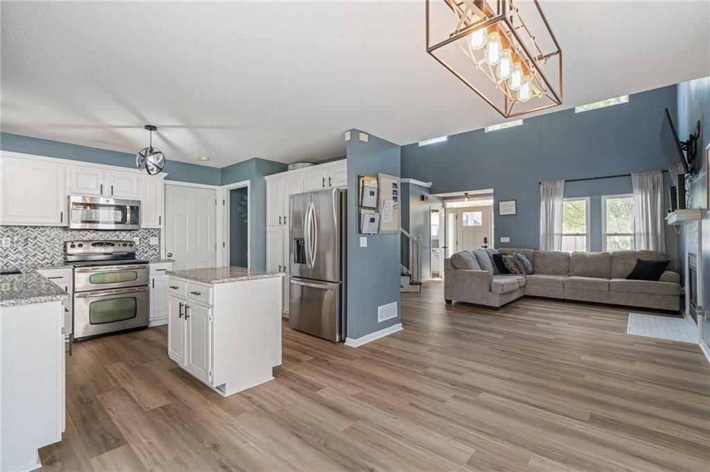 12525 S Lincoln Street — photo 11