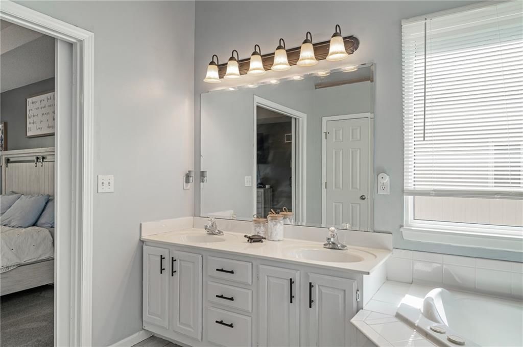 12525 S Lincoln Street — photo 31