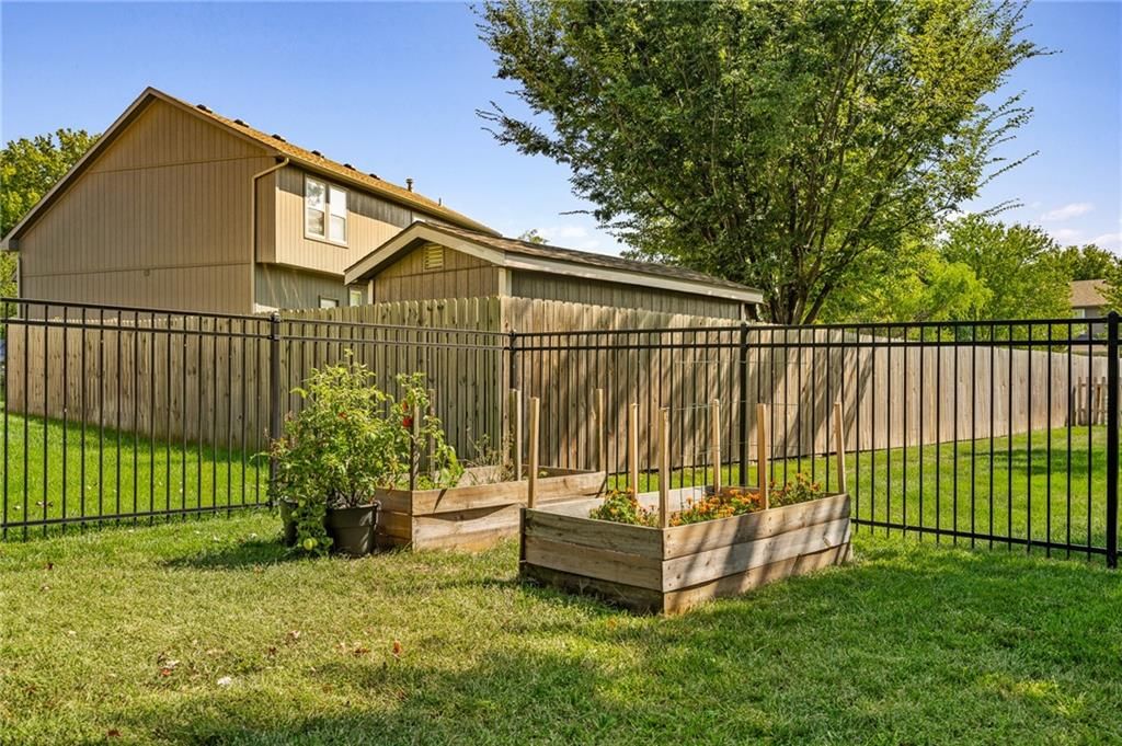 12525 S Lincoln Street — photo 46
