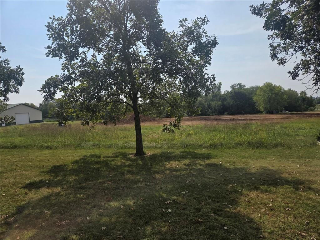 Lot 2 W 287th Terrace — photo 2