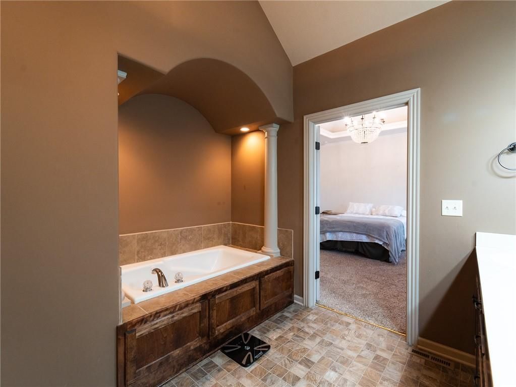 1112 Carlisle Drive — photo 17