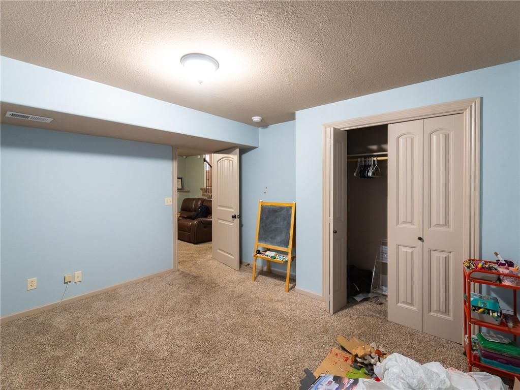 1112 Carlisle Drive — photo 19