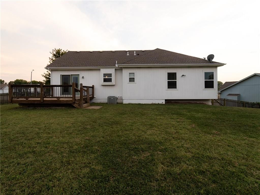 1112 Carlisle Drive — photo 24