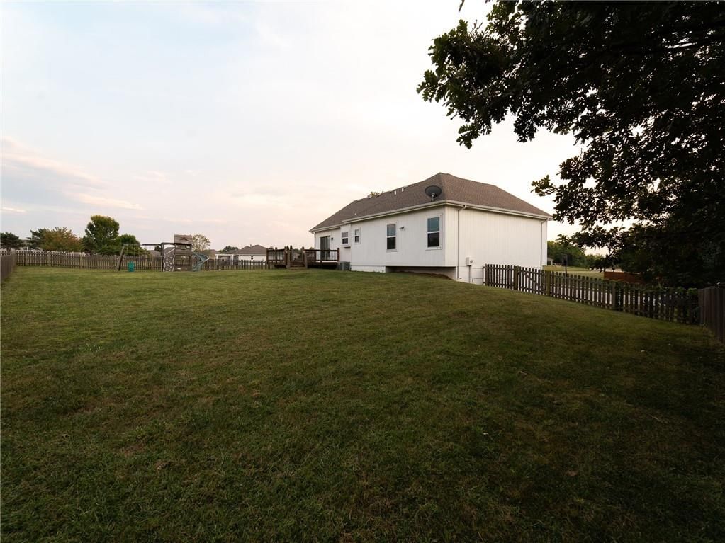 1112 Carlisle Drive — photo 25