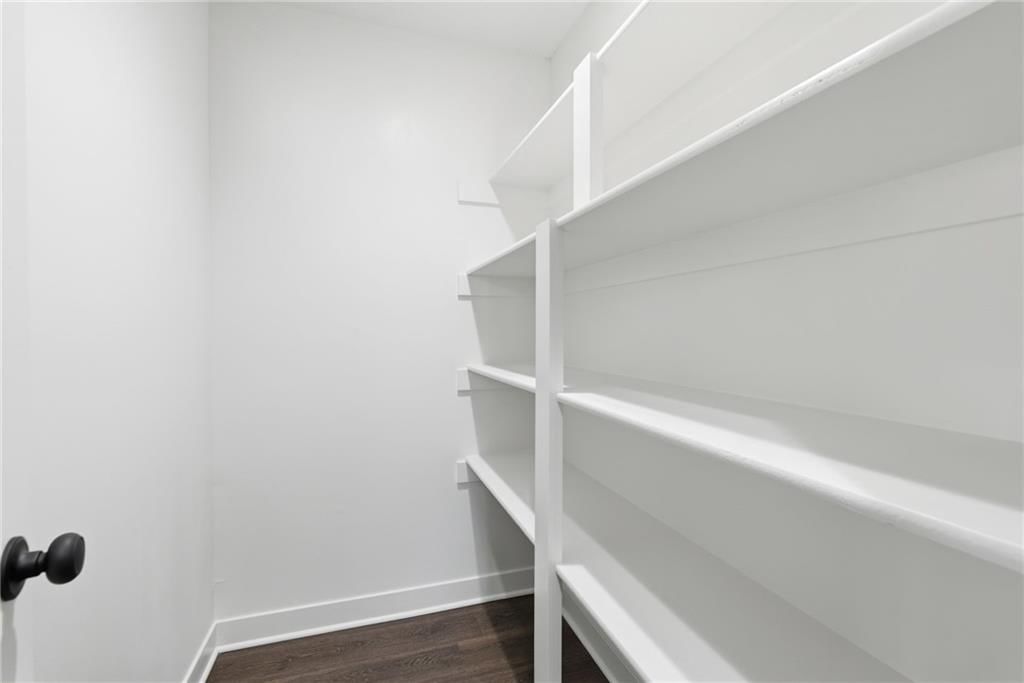 105 W Arctic Street — photo 12