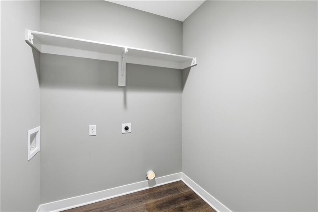 105 W Arctic Street — photo 13