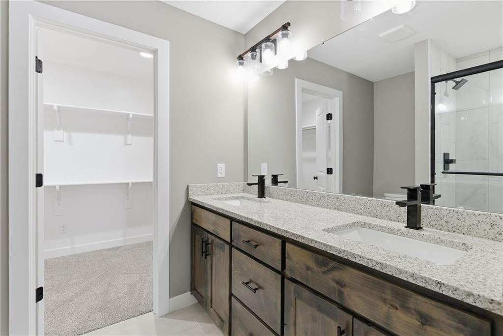 105 W Arctic Street — photo 21